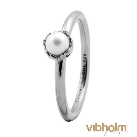 Christina Jewelry & Watches - Pearl Flower ring - sølv 800-2.2.A
